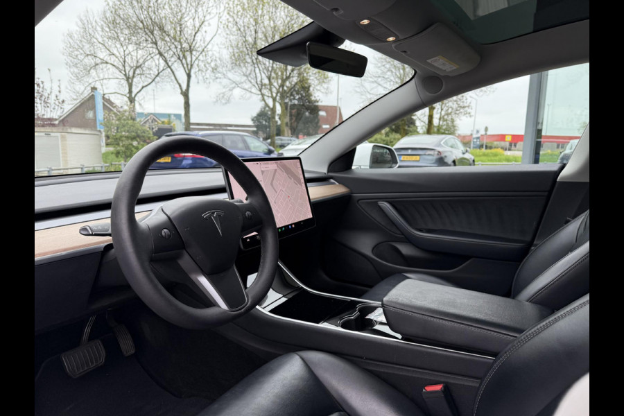 Tesla Model 3 Long Range AWD Dual | Autopilot | Panorama | Leder |