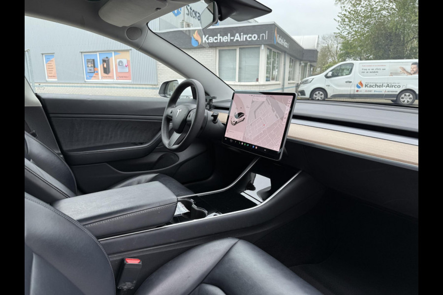 Tesla Model 3 Long Range AWD Dual | Autopilot | Panorama | Leder |