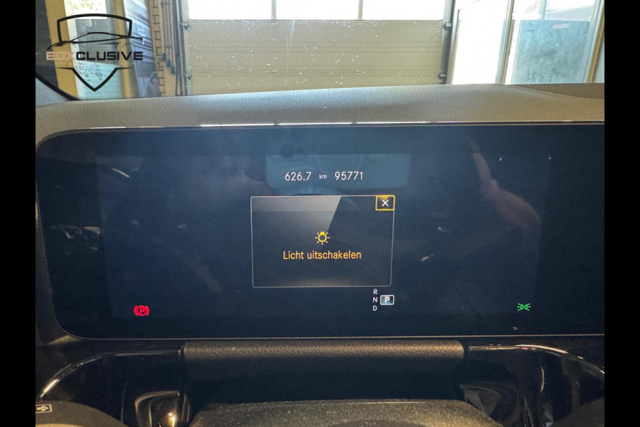 Mercedes-Benz GLA 200 Premium Plus AMG Pano/Camera/Ambiente