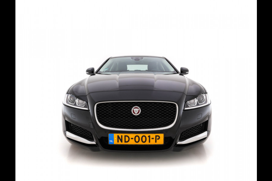 Jaguar XF 2.0 Portfolio Aut. *WINDSOR-FULL-LEATHER | BI-XENON | NAVI-FULLMAP | JAGUAR-AUDIO | CAMERA | COMFORT-SEATS | SHIFT-PADDLES | LANE-ASSIST | KEYLESS | HEATED-SEATS |  ECC | PDC | CRUISE | 18"ALU*