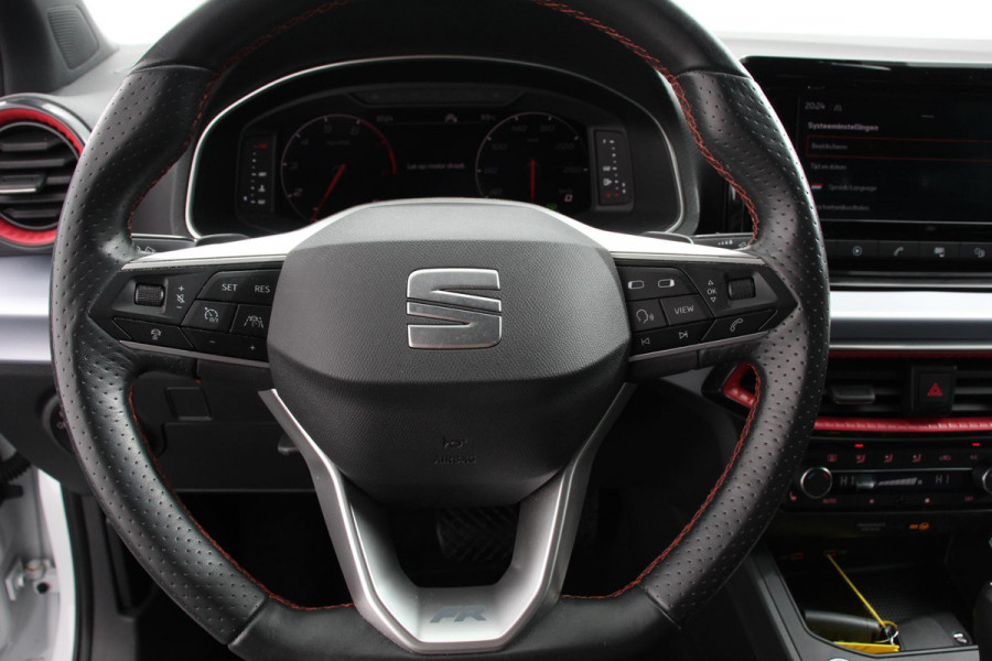 Seat Ibiza 1.0 TSI 110 pk Automaat FR Navigatie Apple Carplay/Android Auto Adaptive Cruise Control Stoelverwarming Full LED Parkeersensoren Camera Virtual Cockpit Keyless Go