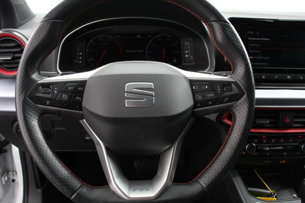 Seat Ibiza 1.0 TSI 110 pk Automaat FR Navigatie Apple Carplay/Android Auto Adaptive Cruise Control Stoelverwarming Full LED Parkeersensoren Camera Virtual Cockpit Keyless Go
