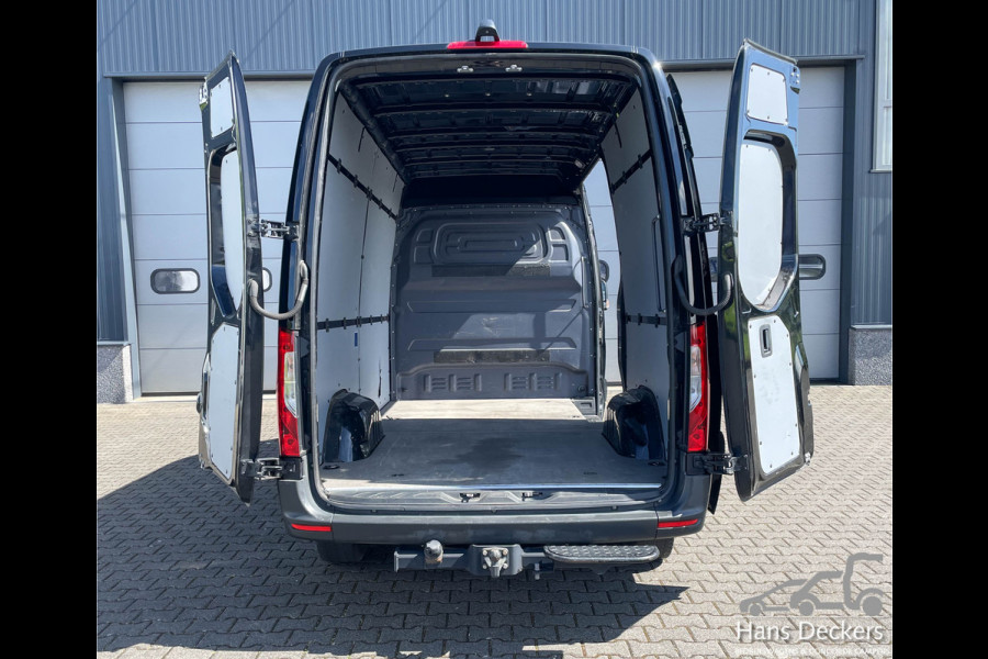 Mercedes-Benz Sprinter 316 L2H2 Zwart MBUX Trekhaak 3500kg 163pk Airco BPM Vrij