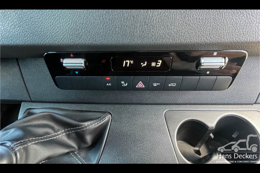 Mercedes-Benz Sprinter 316 L2H2 Zwart MBUX Trekhaak 3500kg 163pk Airco BPM Vrij