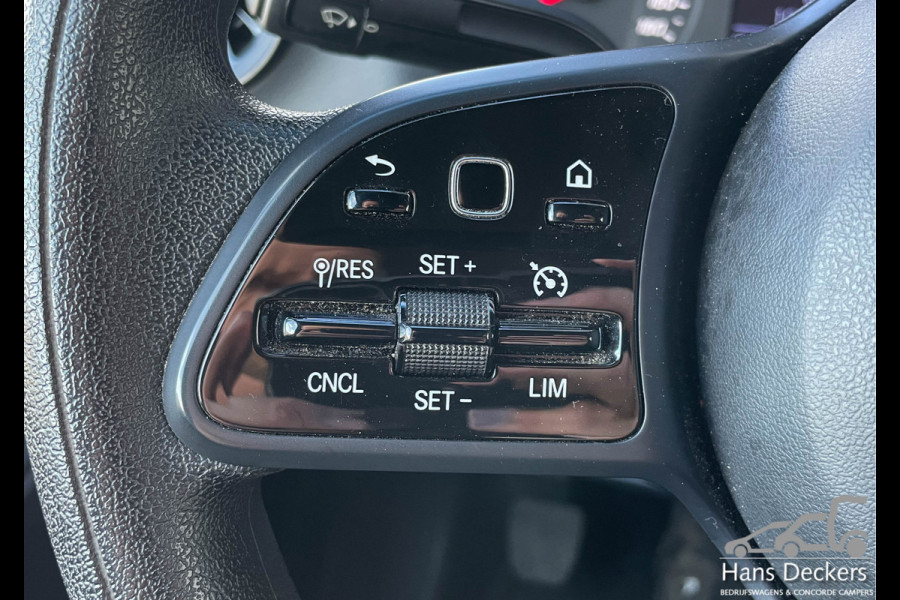 Mercedes-Benz Sprinter 316 L2H2 Zwart MBUX Trekhaak 3500kg 163pk Airco BPM Vrij