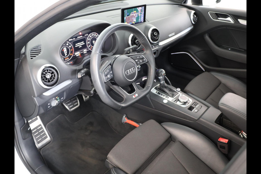 Audi A3 Limousine 35 TFSI CoD Advance Sport 1.5tsi/150pk AUT| Pano-dak| LED| 18'LM-velgen