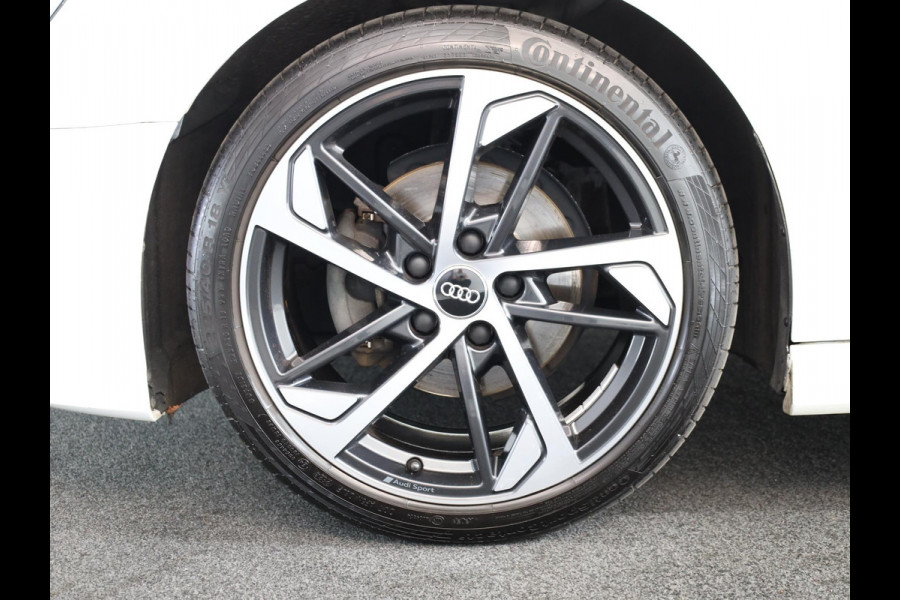 Audi A3 Limousine 35 TFSI CoD Advance Sport 1.5tsi/150pk AUT| Pano-dak| LED| 18'LM-velgen