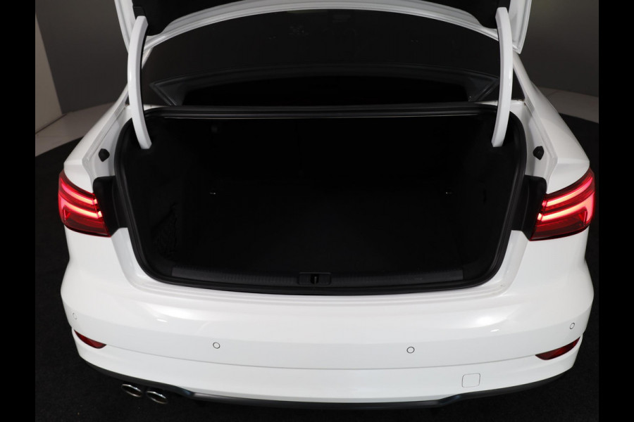 Audi A3 Limousine 35 TFSI CoD Advance Sport 1.5tsi/150pk AUT| Pano-dak| LED| 18'LM-velgen