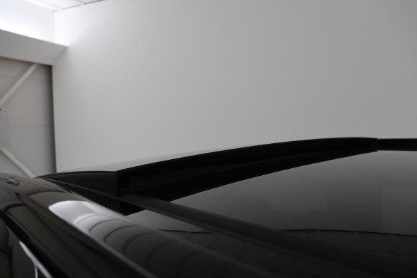 Volvo XC40 1.5 T4 Recharge R Design | Panoramadak | Trekhaak | 360 camera | Stoel & stuurverwarming | Harman/Kardon | Adaptive cruise | Carplay