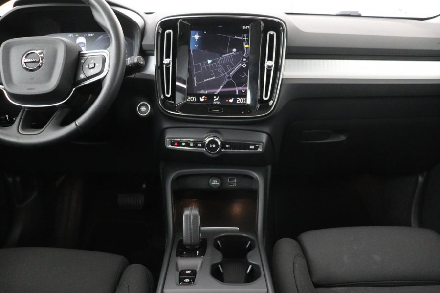 Volvo XC40 1.5 T4 Recharge R Design | Panoramadak | Trekhaak | 360 camera | Stoel & stuurverwarming | Harman/Kardon | Adaptive cruise | Carplay