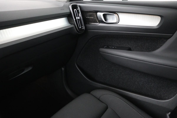 Volvo XC40 1.5 T4 Recharge R Design | Panoramadak | Trekhaak | 360 camera | Stoel & stuurverwarming | Harman/Kardon | Adaptive cruise | Carplay