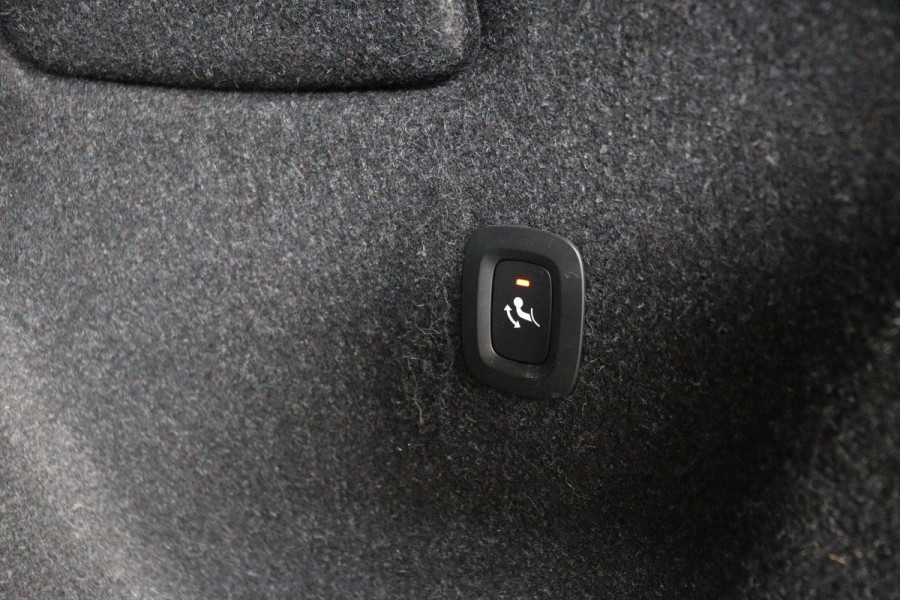 Volvo XC40 1.5 T4 Recharge R Design | Panoramadak | Trekhaak | 360 camera | Stoel & stuurverwarming | Harman/Kardon | Adaptive cruise | Carplay