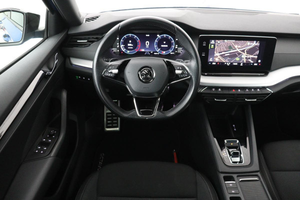 Škoda Octavia 1.0 e-TSI Sport | Carplay | Full LED | Navigatie | Sfeerverlichting | DAB | Sportstoelen | Climate control | Parkeerhulp