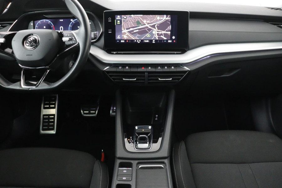 Škoda Octavia 1.0 e-TSI Sport | Carplay | Full LED | Navigatie | Sfeerverlichting | DAB | Sportstoelen | Climate control | Parkeerhulp