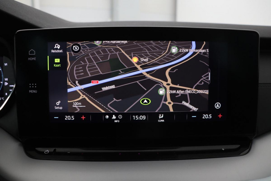 Škoda Octavia 1.0 e-TSI Sport | Carplay | Full LED | Navigatie | Sfeerverlichting | DAB | Sportstoelen | Climate control | Parkeerhulp