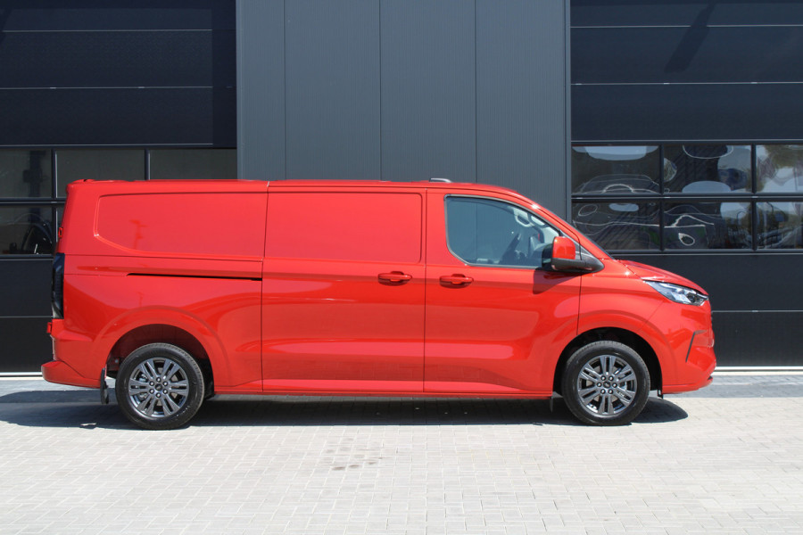 Ford Transit Custom 320 2.0 TDCI L2H1 Limited 170pk - 2x Schuifdeur - Adaptive Cruise - Verwarmd stuur - Blind spot - Navigatie - Camera - Draadloos