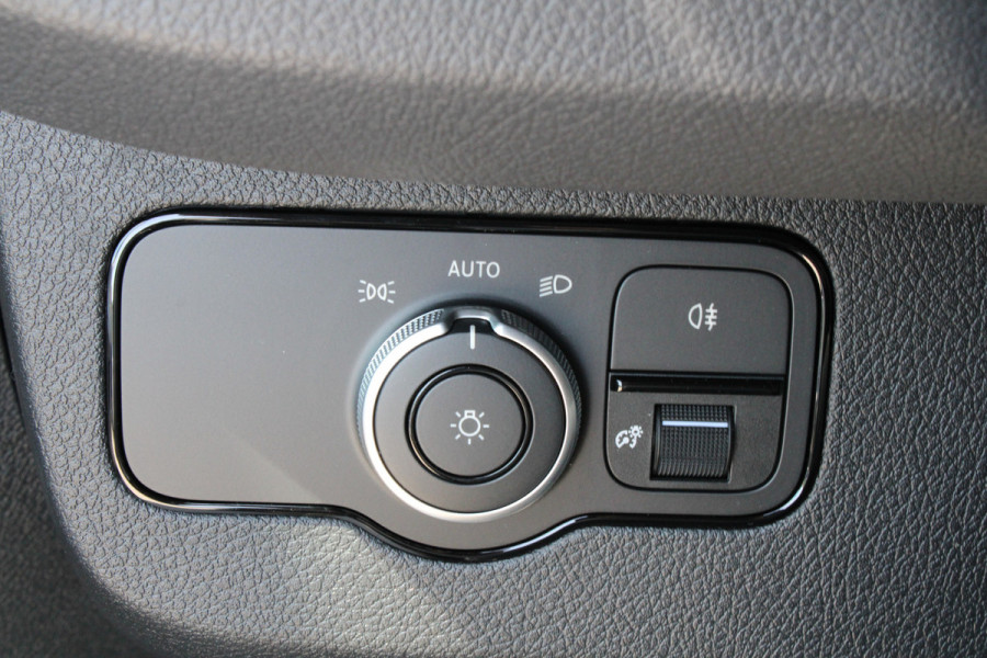 Mercedes-Benz Sprinter 317CDI L2H2 Pro - 2x Schuifdeur - LED - Mbux 10 - 3.5t Trekhaak - Betimmering - Camera - Carplay - Bind spot - Cruise - Smartpho