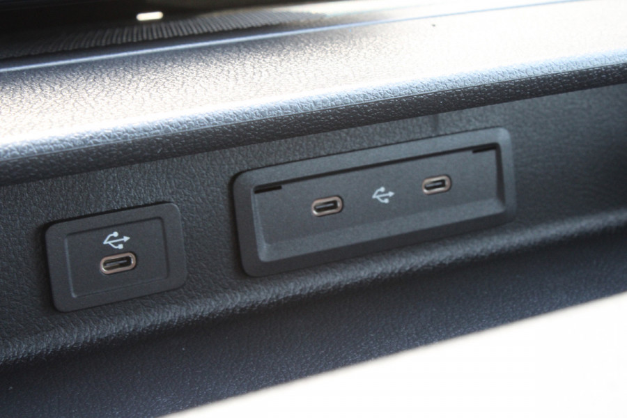 Mercedes-Benz Sprinter 317CDI L2H2 Pro - 2x Schuifdeur - LED - Mbux 10 - 3.5t Trekhaak - Betimmering - Camera - Carplay - Bind spot - Cruise - Smartpho