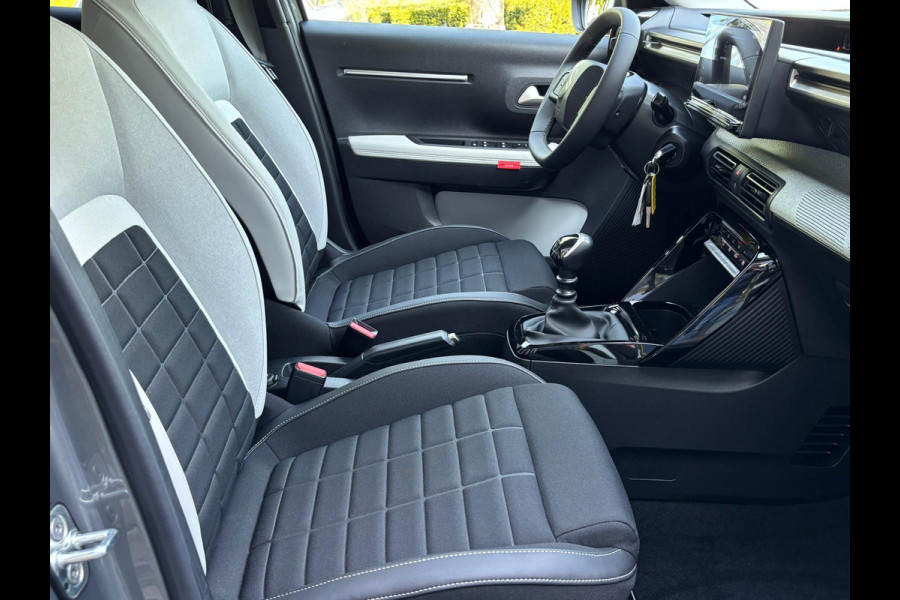 Citroën C3 1.2 Turbo 100pk Max | Nav | Climate control | A. Camera | Nieuw Model | €26.950,00 rijklaar