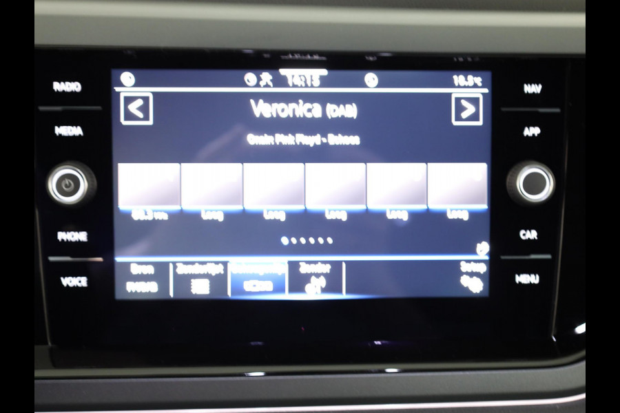 Volkswagen Taigo 1.0 TSI R-Line 115 pk Automaat (DSG) | Verlengde garantie | Navigatie via App | Parkeersensoren | Adaptieve cruise control | Black Style pakket | R-Line |