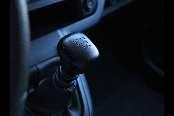 Peugeot Expert 2.0 BlueHDi 145 L3 CARPLAY | CAMERA | TREKHAAK |