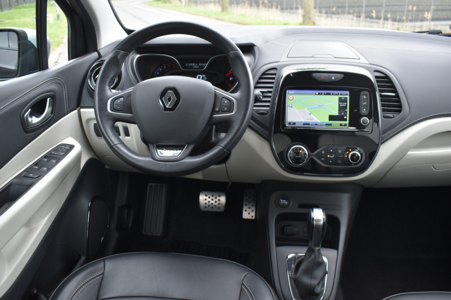 Renault Captur 1.2 TCe Initiale Paris Automaat leer Navi 11000 km Hoge instap