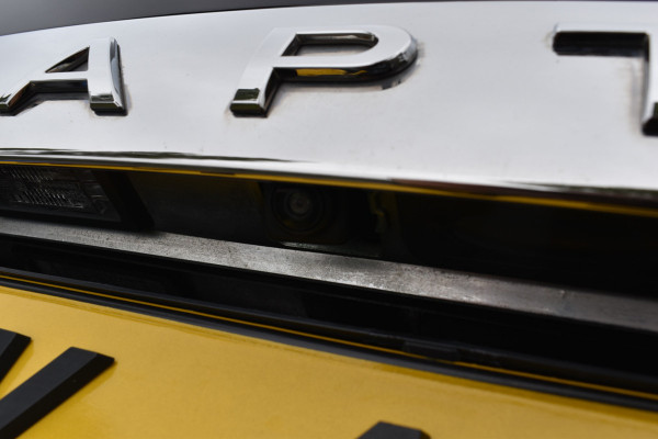 Renault Captur 1.2 TCe Initiale Paris Automaat leer Navi 11000 km Hoge instap