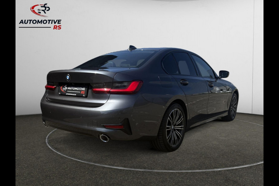 BMW 3 Serie 330E Plug-in Hybrid | 66.417 km | Shadow Line | M Velgen | Achteruitrijcamera | Stoelverwarming|PDC|