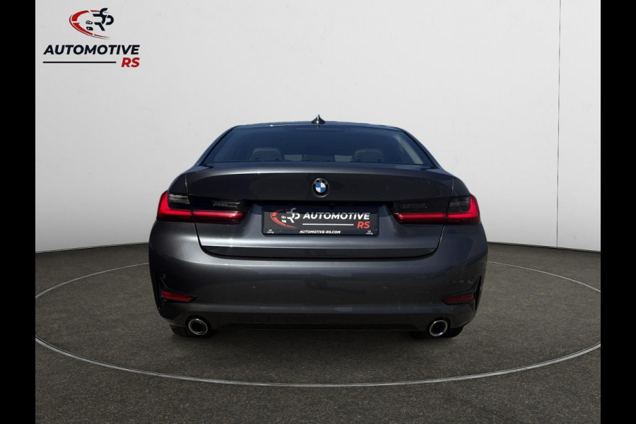 BMW 3 Serie 330E Plug-in Hybrid | 66.417 km | Shadow Line | M Velgen | Achteruitrijcamera | Stoelverwarming|PDC|