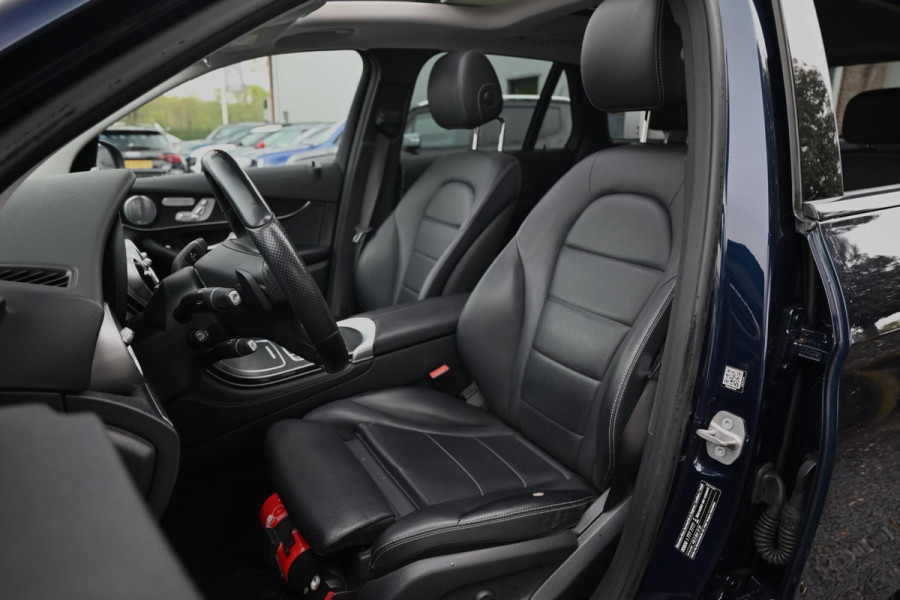 Mercedes-Benz GLC 350e 4MATIC Business Solution AMG 320 PK Trekhaak Pano Burmester Memory Keyless 19''