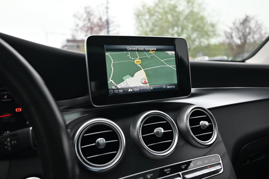 Mercedes-Benz GLC 350e 4MATIC Business Solution AMG 320 PK Trekhaak Pano Burmester Memory Keyless 19''