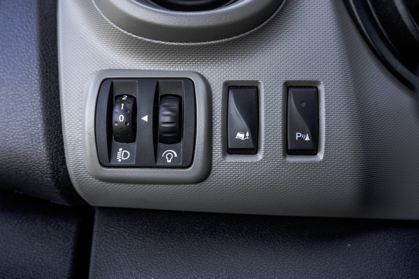 Renault Trafic 1.6 dCi L2H1 125PK | Navigatie | Cruise | Airco | PDC | Euro 6