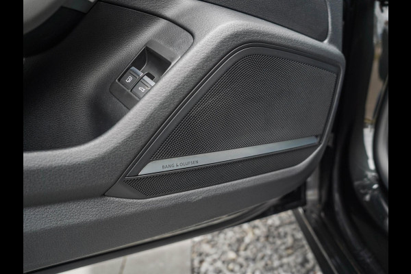 Audi A7 Sportback 55 TFSI e quattro Competition / Pano / B&O / Matrix / Adaptive / CarPlay / Carbon / Camera