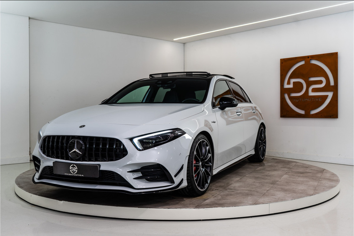 Mercedes-Benz A-Klasse AMG A35 4MATIC Premium+ 390PK | Full Akrapovic | Eventuri | Stage 2 | VOL OPTIE! Mercedes-Benz A-Klasse AMG A35 4MATIC Premium+ 390PK | Full Akrapovic | Eventuri | Stage 2 | VOL OPTIE!
