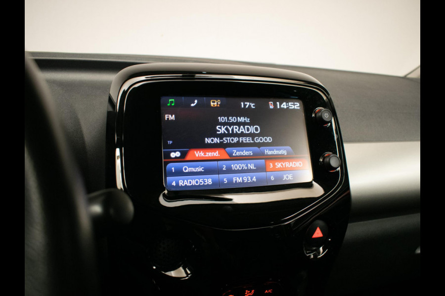 Peugeot 108 1.0 e-VTi Allure TOP! Sport (CABRIO,NAVI,STOELVERWARMING,CAMERA,BLUETOOTH,LED,LEDER,GETINT,LM VELGEN,NETTE STAAT)