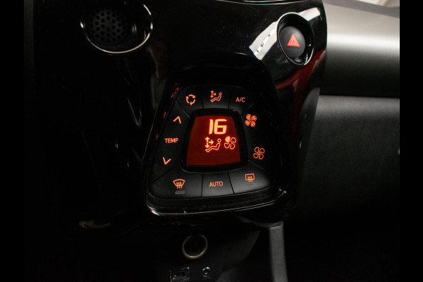 Peugeot 108 1.0 e-VTi Allure TOP! Sport (CABRIO,NAVI,STOELVERWARMING,CAMERA,BLUETOOTH,LED,LEDER,GETINT,LM VELGEN,NETTE STAAT)