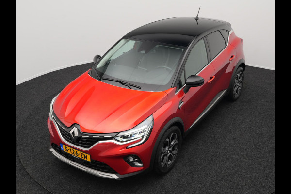 Renault Captur 1.3 TCe 140 Intens Automaat | Apple Carplay | Sportstoelen | Navigatie | Camera | DAB | L.M. 18" | Cruise Control |