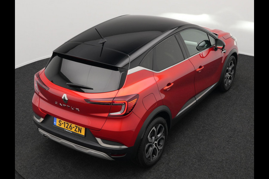 Renault Captur 1.3 TCe 140 Intens Automaat | Apple Carplay | Sportstoelen | Navigatie | Camera | DAB | L.M. 18" | Cruise Control |