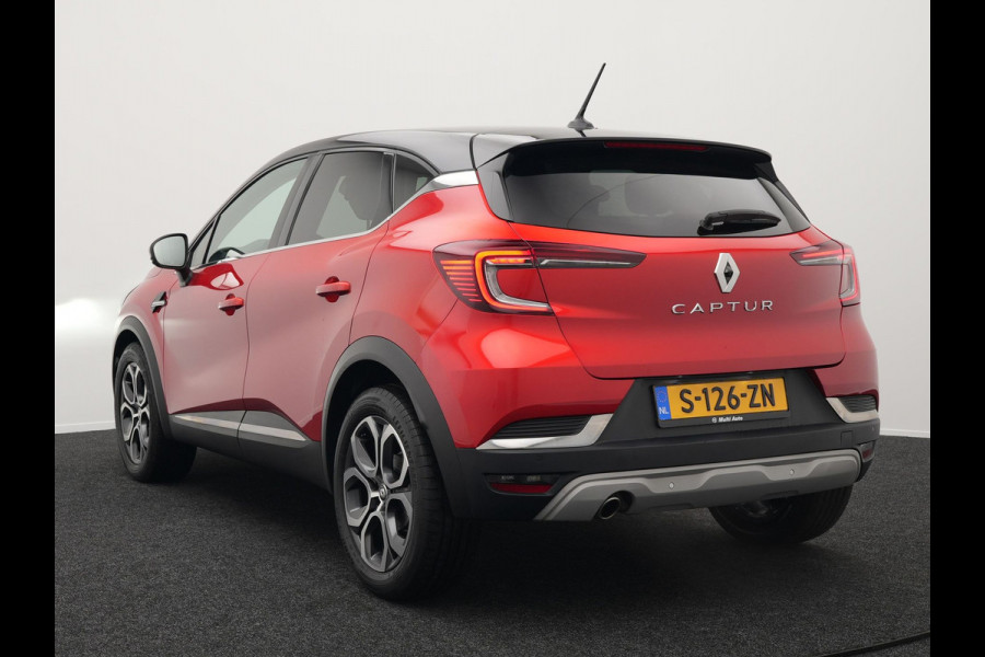 Renault Captur 1.3 TCe 140 Intens Automaat | Apple Carplay | Sportstoelen | Navigatie | Camera | DAB | L.M. 18" | Cruise Control |