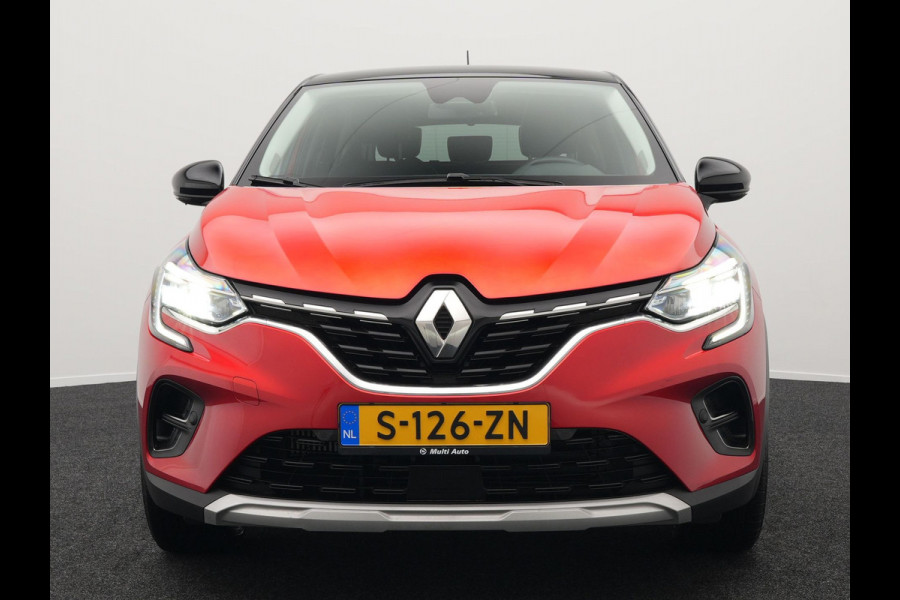 Renault Captur 1.3 TCe 140 Intens Automaat | Apple Carplay | Sportstoelen | Navigatie | Camera | DAB | L.M. 18" | Cruise Control |