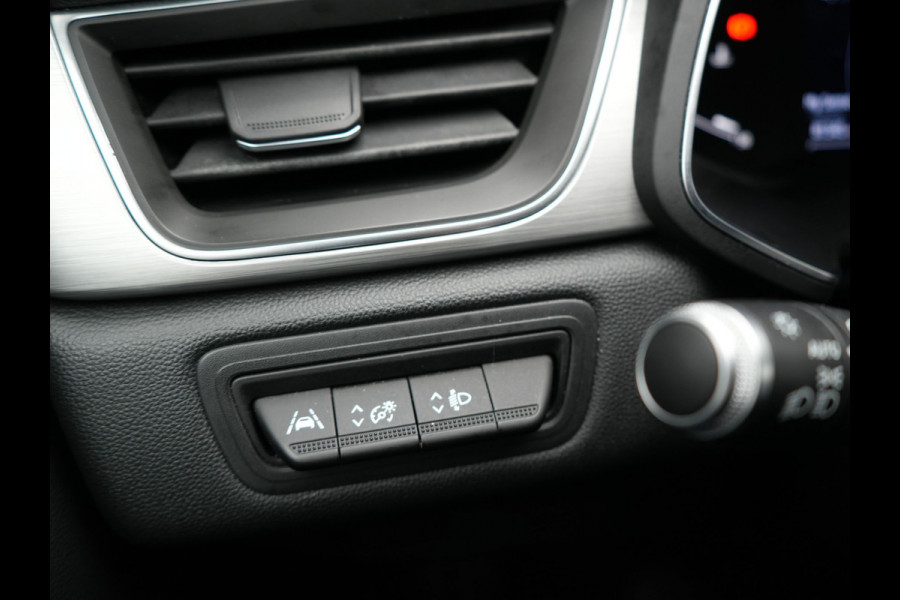 Renault Captur 1.3 TCe 140 Intens Automaat | Apple Carplay | Sportstoelen | Navigatie | Camera | DAB | L.M. 18" | Cruise Control |