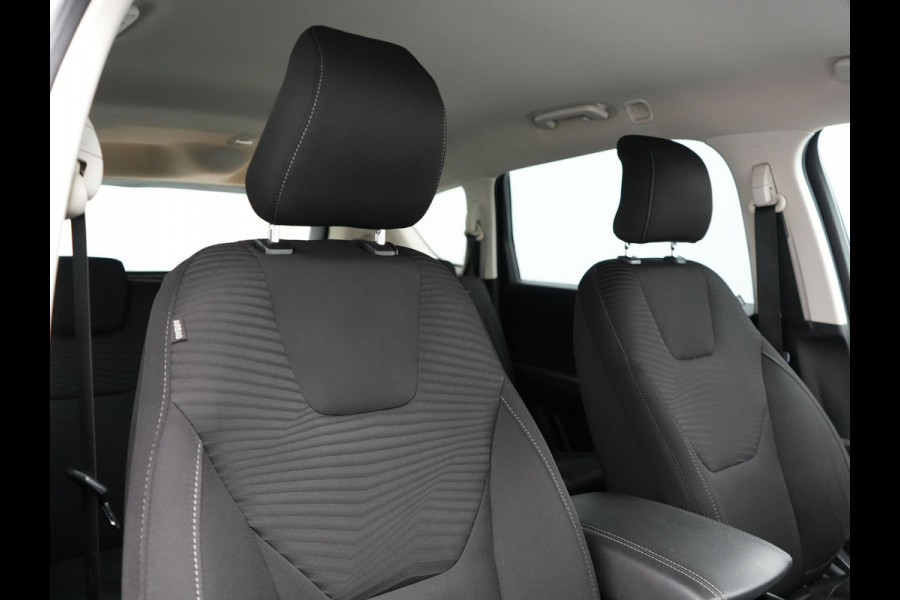 Ford S-Max 1.5 Titanium 7persoons | Navigatie | Camera | Carplay | Cruise Control | L.M. 17" | Climate Control | Parkeersensoren | DAB |