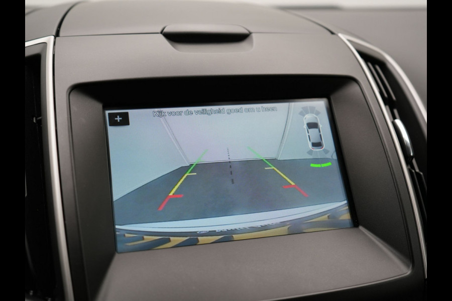 Ford S-Max 1.5 Titanium 7persoons | Navigatie | Camera | Carplay | Cruise Control | L.M. 17" | Climate Control | Parkeersensoren | DAB |
