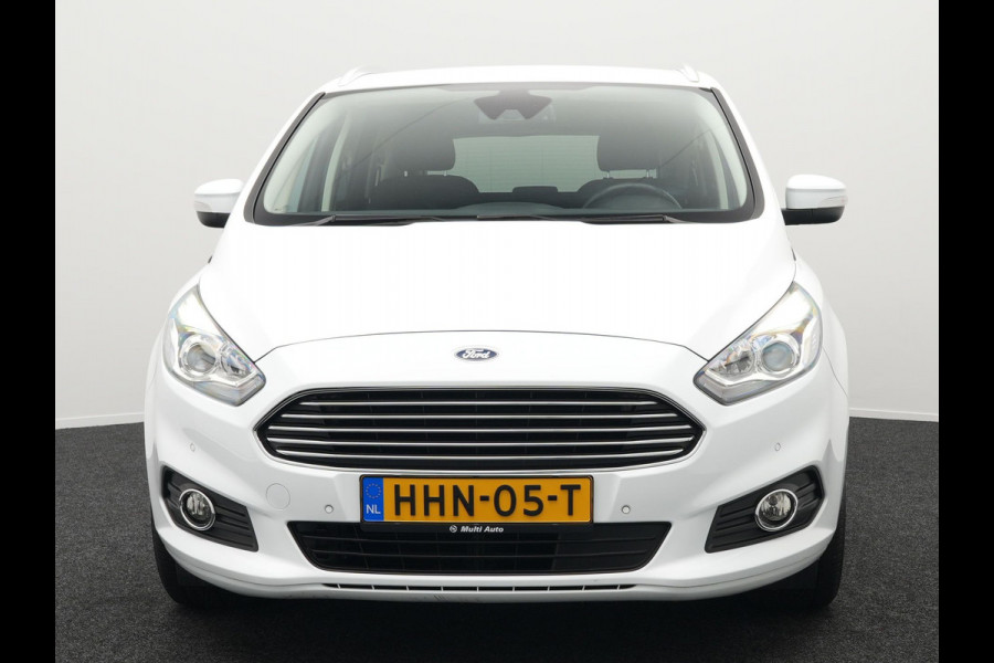 Ford S-Max 1.5 Titanium 7persoons | Navigatie | Camera | Carplay | Cruise Control | L.M. 17" | Climate Control | Parkeersensoren | DAB |