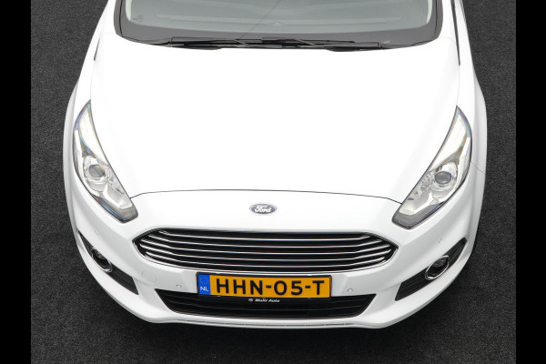 Ford S-Max 1.5 Titanium 7persoons | Navigatie | Camera | Carplay | Cruise Control | L.M. 17" | Climate Control | Parkeersensoren | DAB |