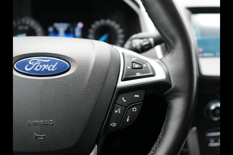 Ford S-Max 1.5 Titanium 7persoons | Navigatie | Camera | Carplay | Cruise Control | L.M. 17" | Climate Control | Parkeersensoren | DAB |
