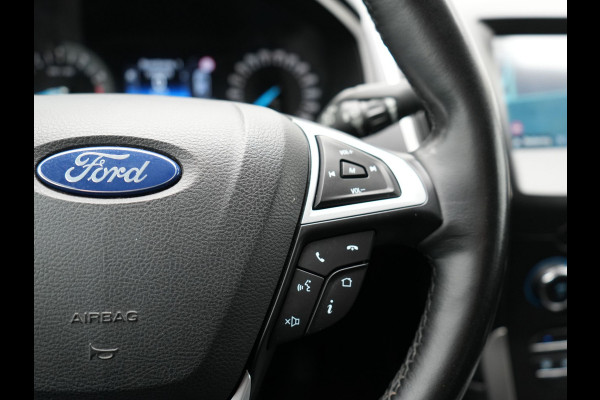 Ford S-Max 1.5 Titanium 7persoons | Navigatie | Camera | Carplay | Cruise Control | L.M. 17" | Climate Control | Parkeersensoren | DAB |