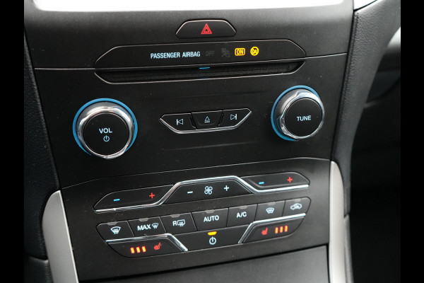 Ford S-Max 1.5 Titanium 7persoons | Navigatie | Camera | Carplay | Cruise Control | L.M. 17" | Climate Control | Parkeersensoren | DAB |