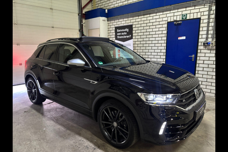 Volkswagen T-Roc 2.0 TSI 4Motion R Performence Akra Pano