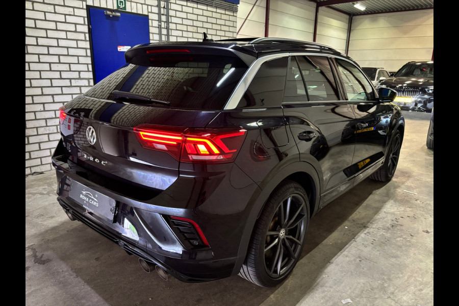 Volkswagen T-Roc 2.0 TSI 4Motion R Performence Akra Pano
